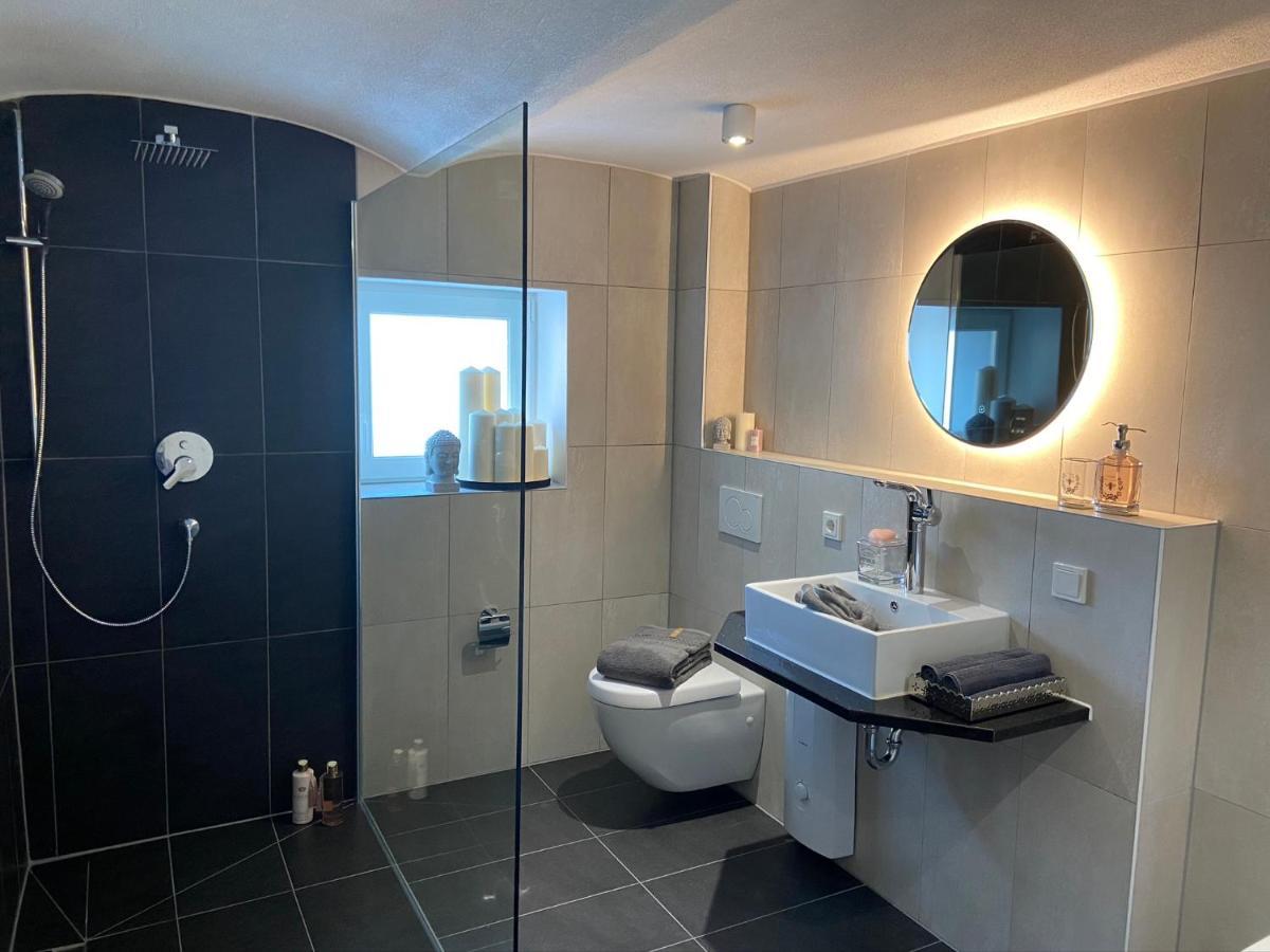 Luxus Ferienwohnung Mit Whirlpool Runkel Exterior photo